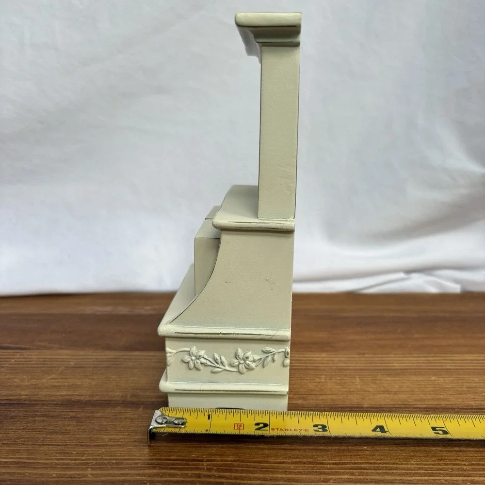 Hallmark Perpetual Desk Calendar Cream Resin Wood Look Vintage Decor